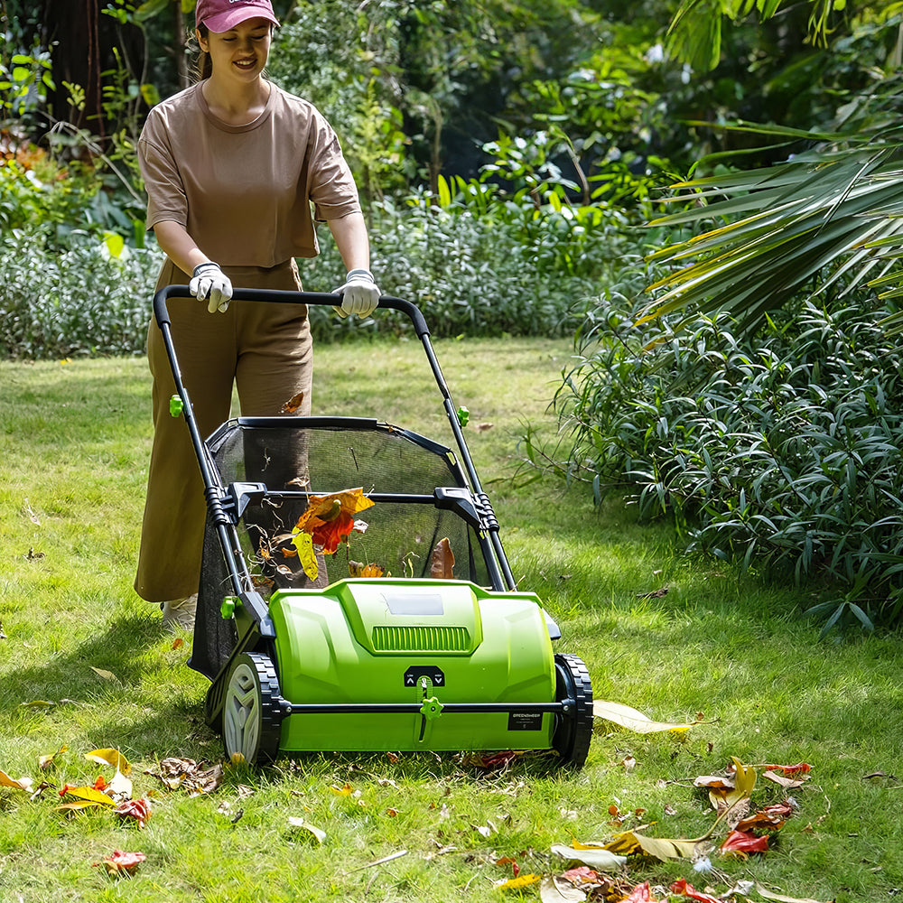 26" Manual Push Lawn Sweeper with 3.5 ft³ Hopper Bag, Green